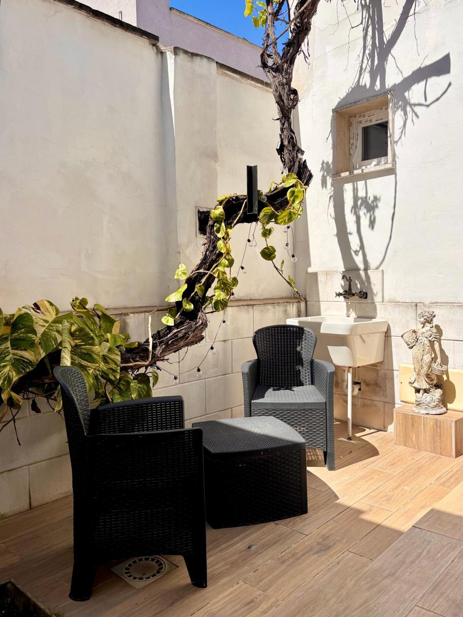 La Pergola Del Centro Apartman Brindisi Kültér fotó