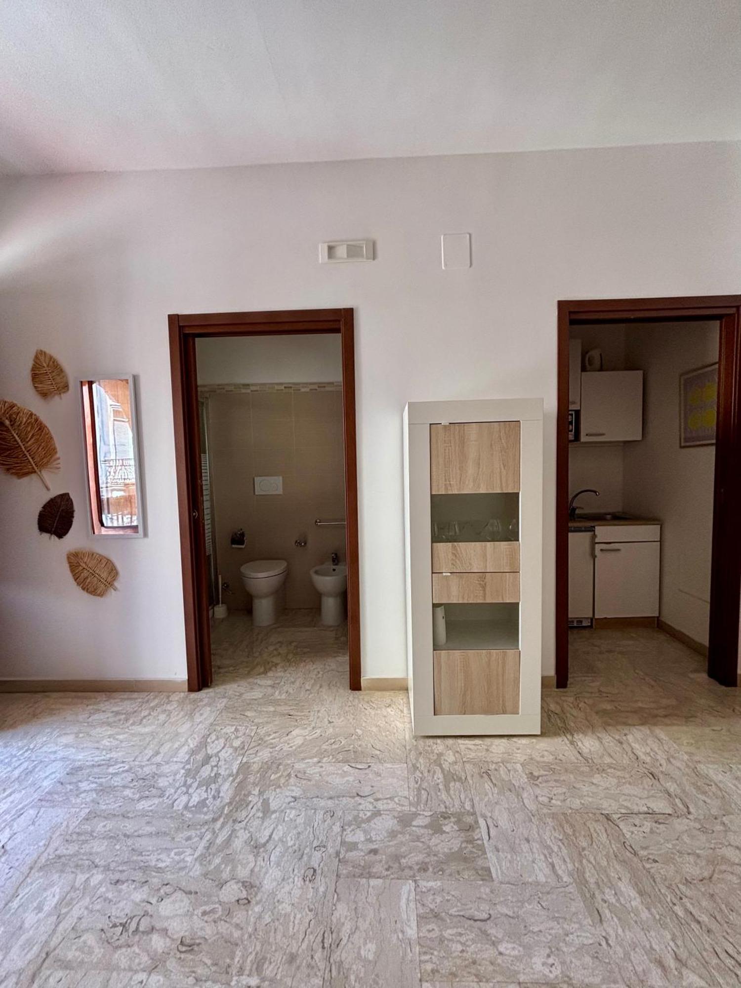 La Pergola Del Centro Apartman Brindisi Kültér fotó