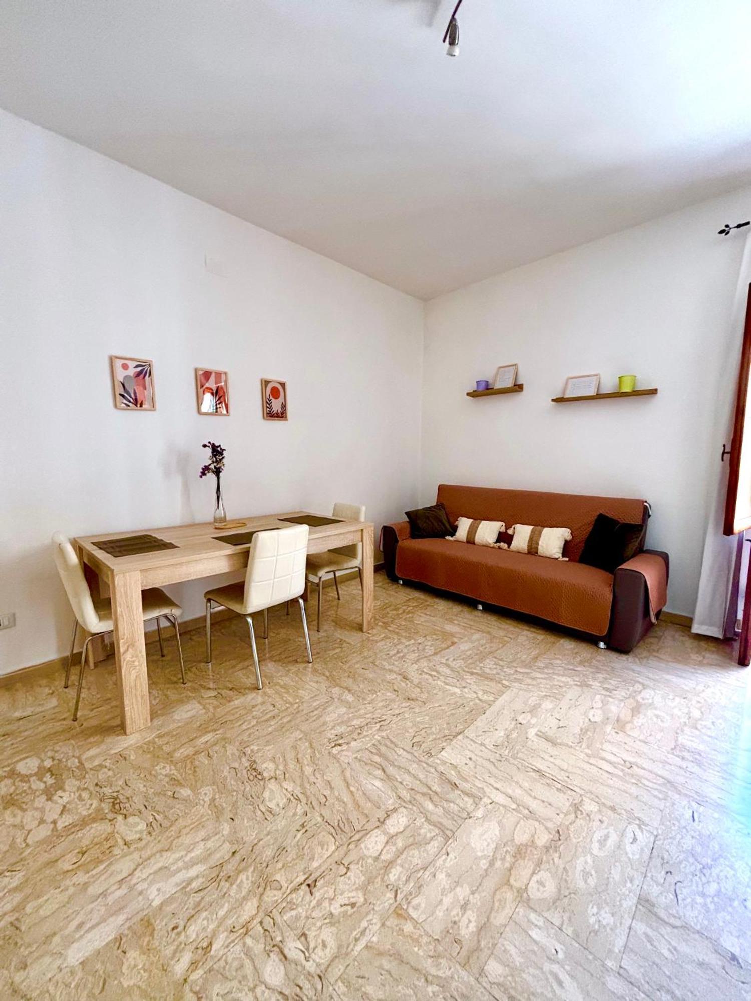 La Pergola Del Centro Apartman Brindisi Kültér fotó