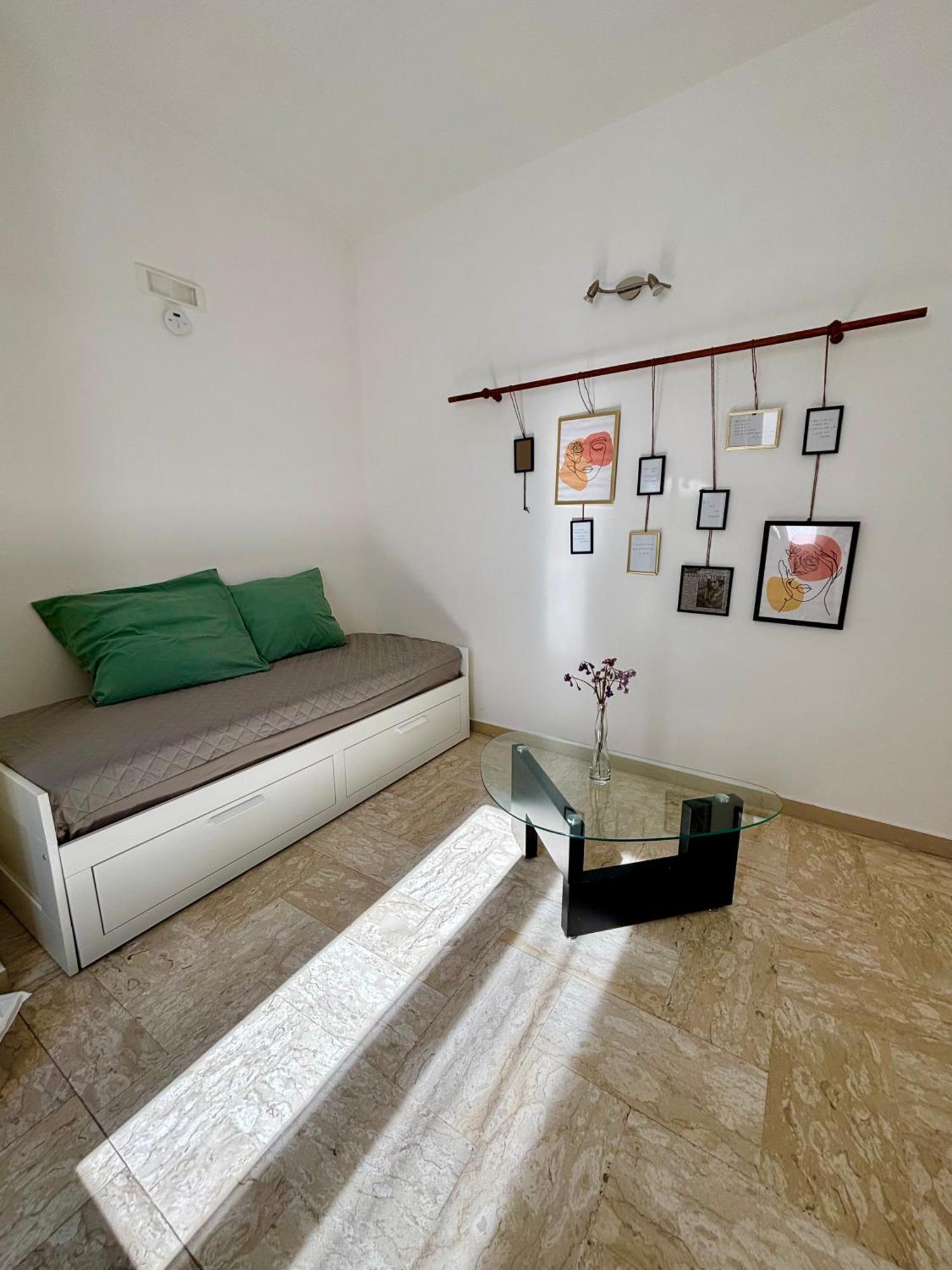 La Pergola Del Centro Apartman Brindisi Kültér fotó