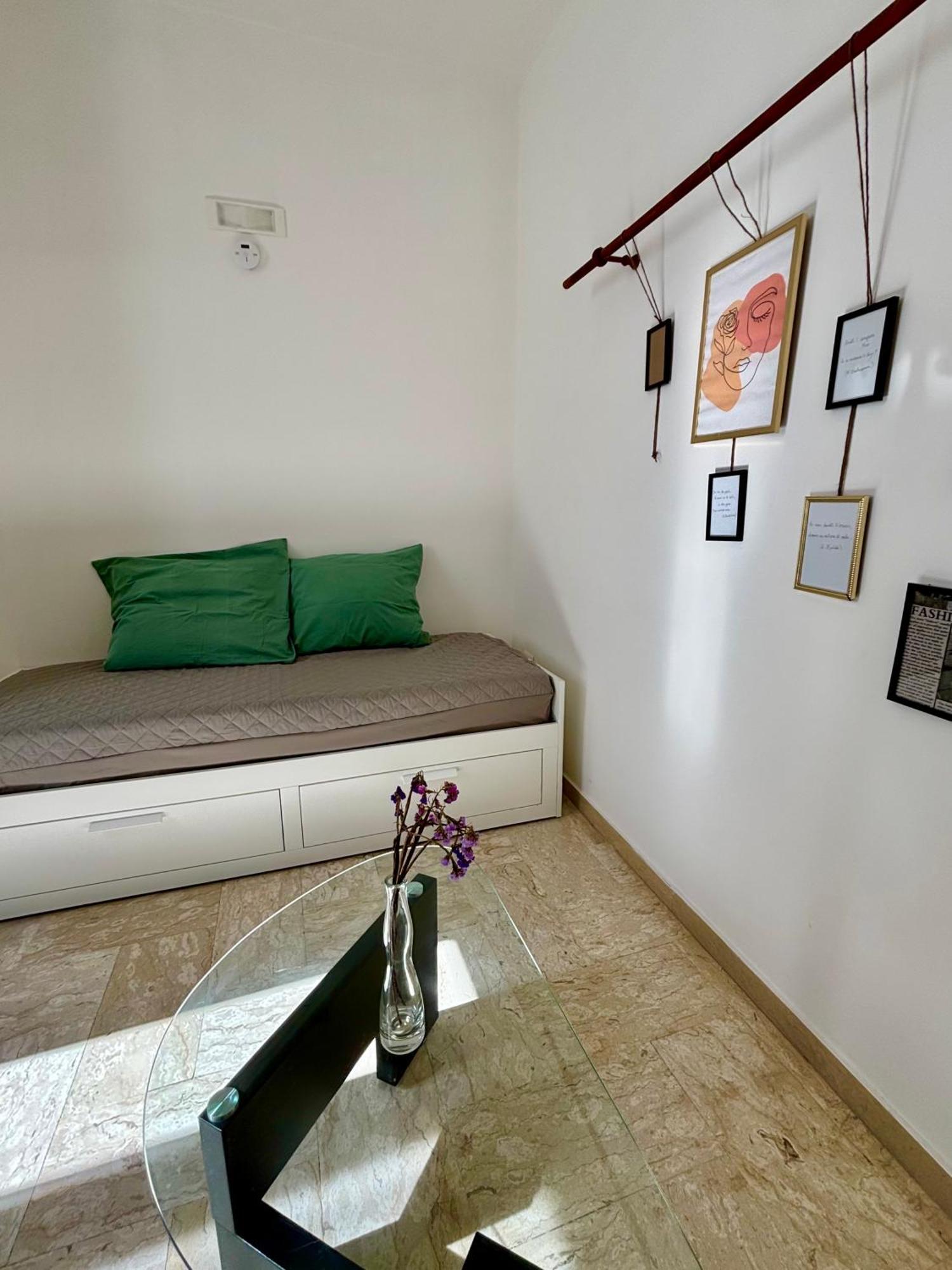 La Pergola Del Centro Apartman Brindisi Kültér fotó