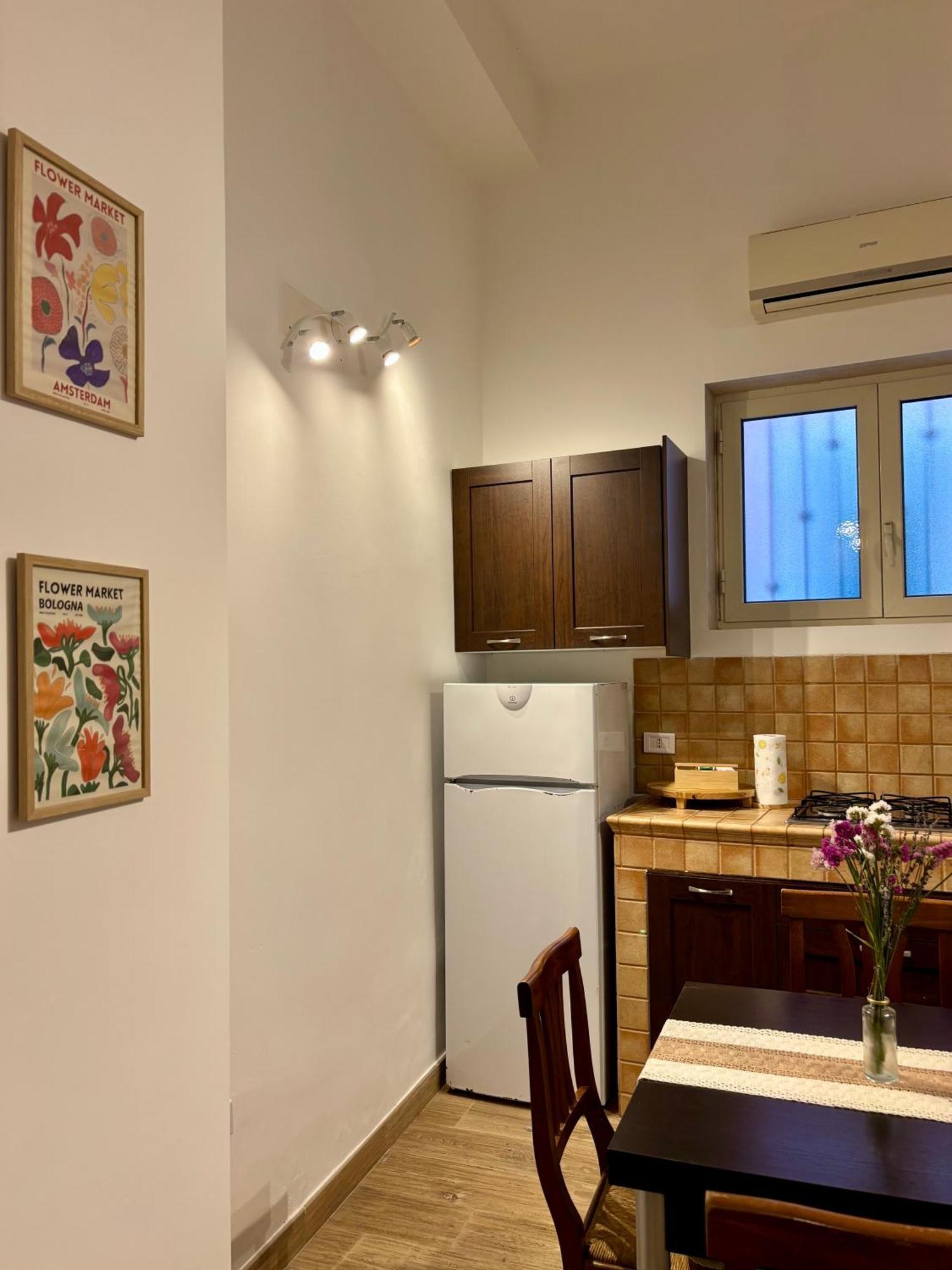 La Pergola Del Centro Apartman Brindisi Kültér fotó