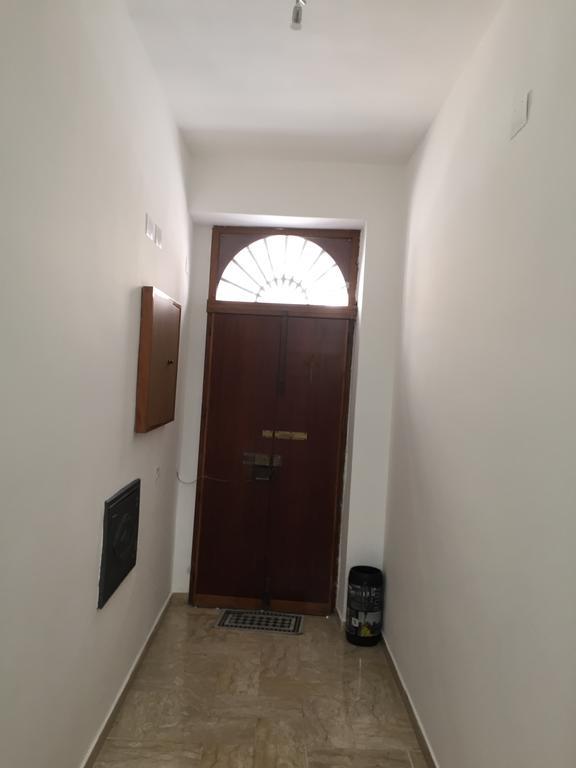 La Pergola Del Centro Apartman Brindisi Kültér fotó